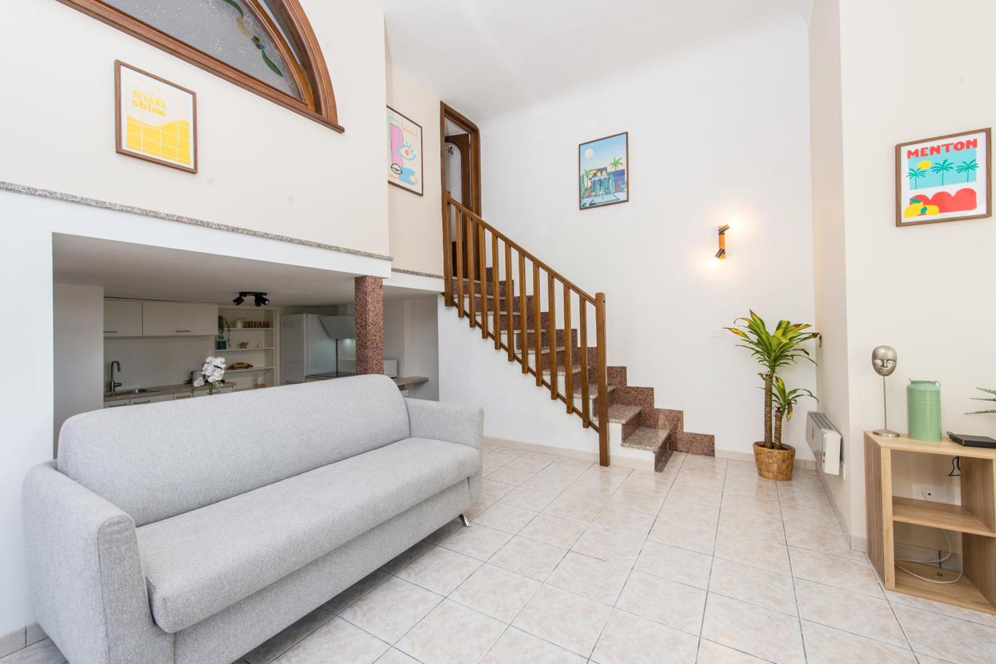 Oliviers -Agreable 2 Pieces Dans Maison Bourgeoise مينتون المظهر الخارجي الصورة